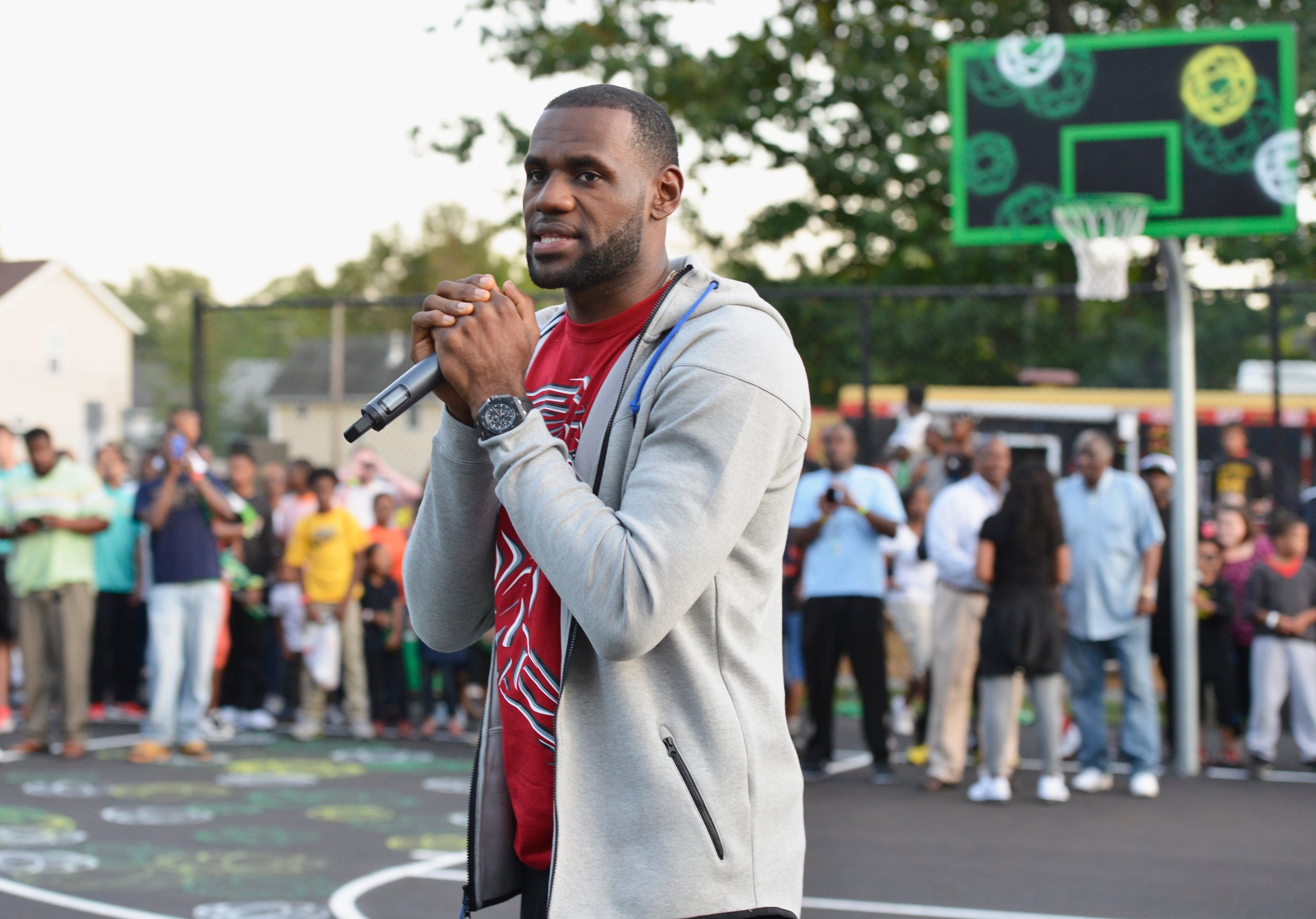 LeBron James Explains Tweet In Video Response To President Donald Trump ...