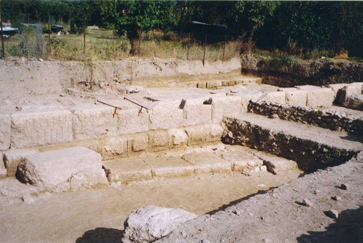 temple-artemis-steps2