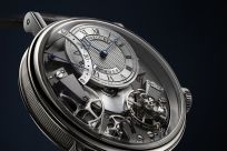 Luxury watch ALTERNATIVE1101