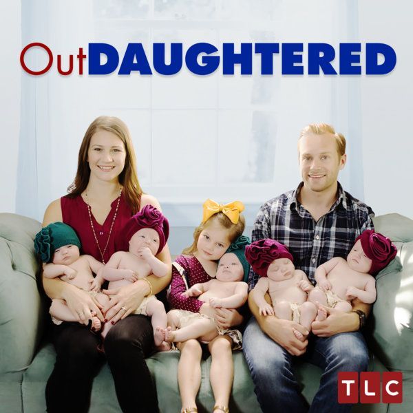 'OutDaughtered' Stars Danielle And Adam Busby Donate Toys To Hurricane ...