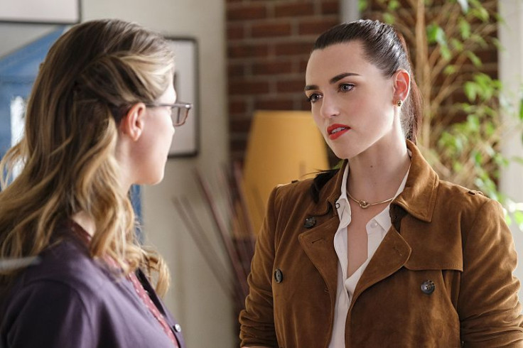 Melissa Benoist as Kara, Katie McGrath as Lena