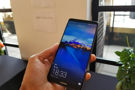 Mate 10 front