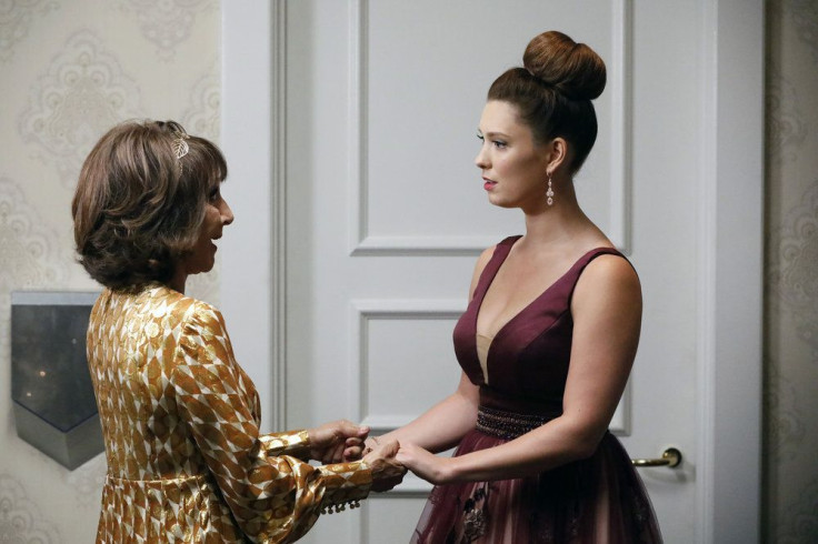 Andrea Martin as Carol, Briga Heelan as Katie