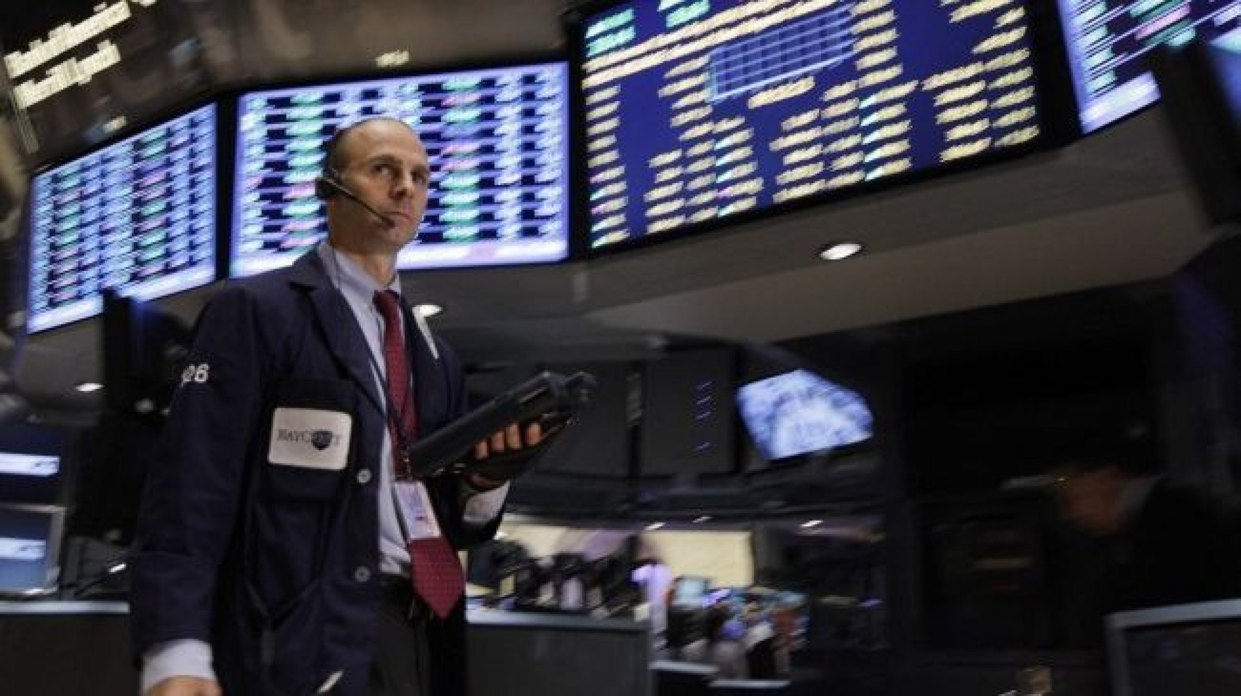 Share Prices Surge Ahead Of Tech Companies’ Quarterly Reports Share Prices Surge Ahead Of Tech Companies’ Quarterly Reports