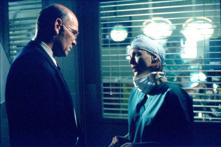 Mitch Pileggi as Skinner, Gillian Anderson as Scully