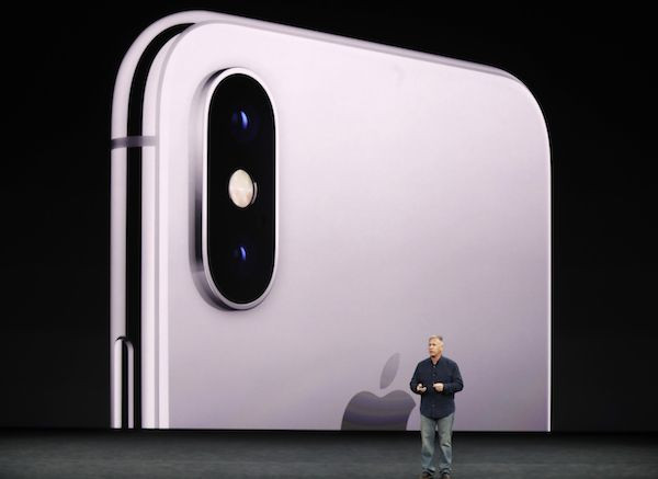 iPhone X camera