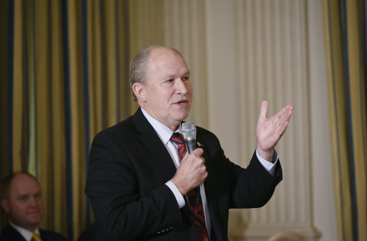 Gov Bill Walker