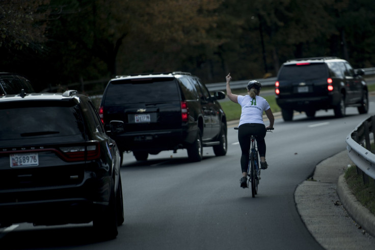 Trump middle finger 