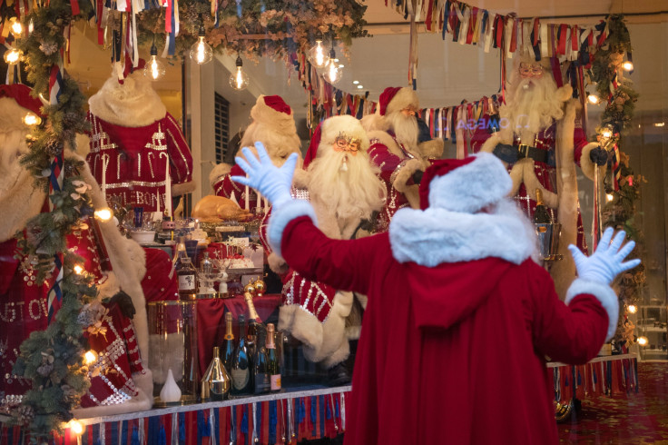ISIS Posts Chilling Image Of Santa Standing Next To A Dynamite