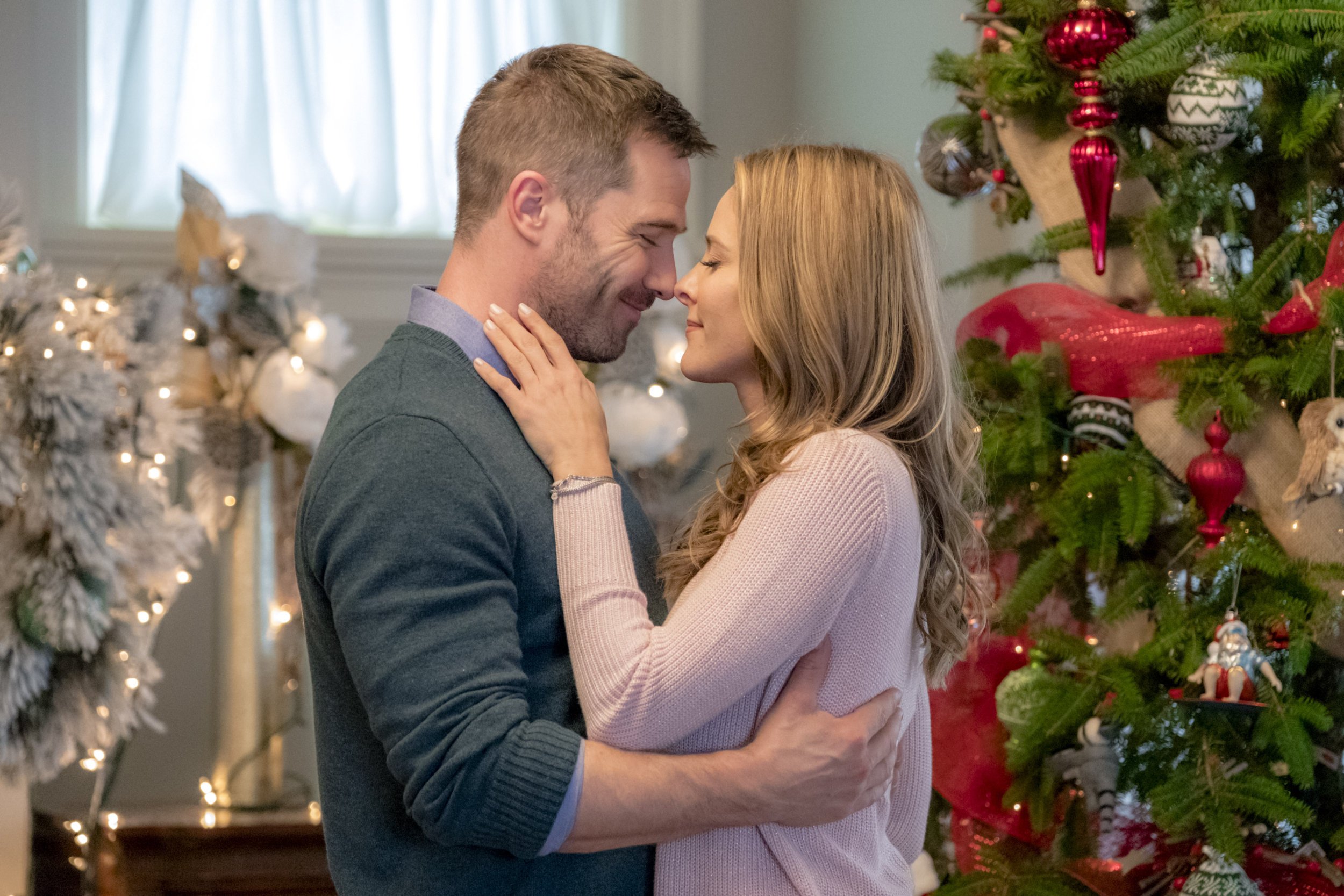 ‘Karen Kingsbury's Maggie's Christmas Miracle’ Hallmark Movies, Mysteries Premiere: Cast And 