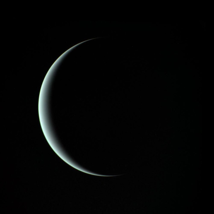 uranus-crescent