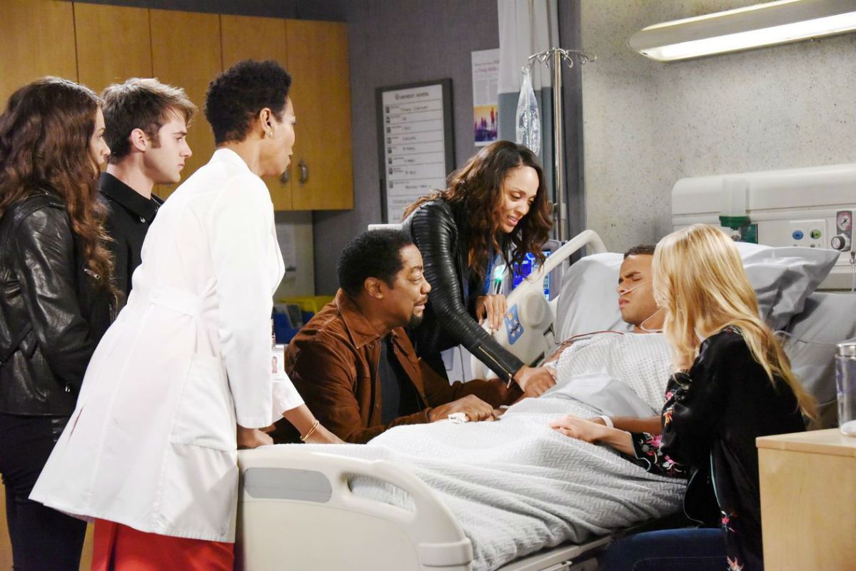 'Days Of Our Lives' Spoilers A Christmas Miracle Occurs In Salem