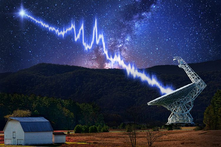 Fast Radio Burst Illustration