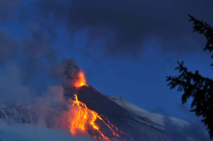 mount-etna-lava