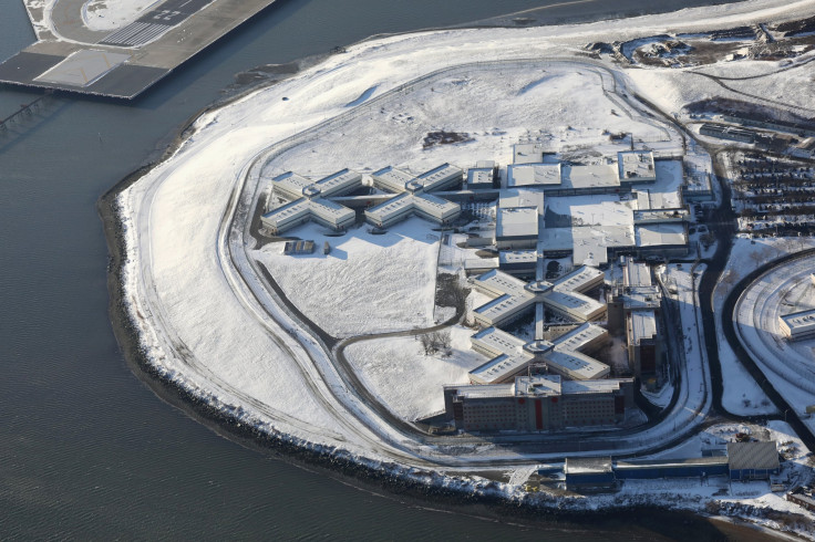 rikers island (2)