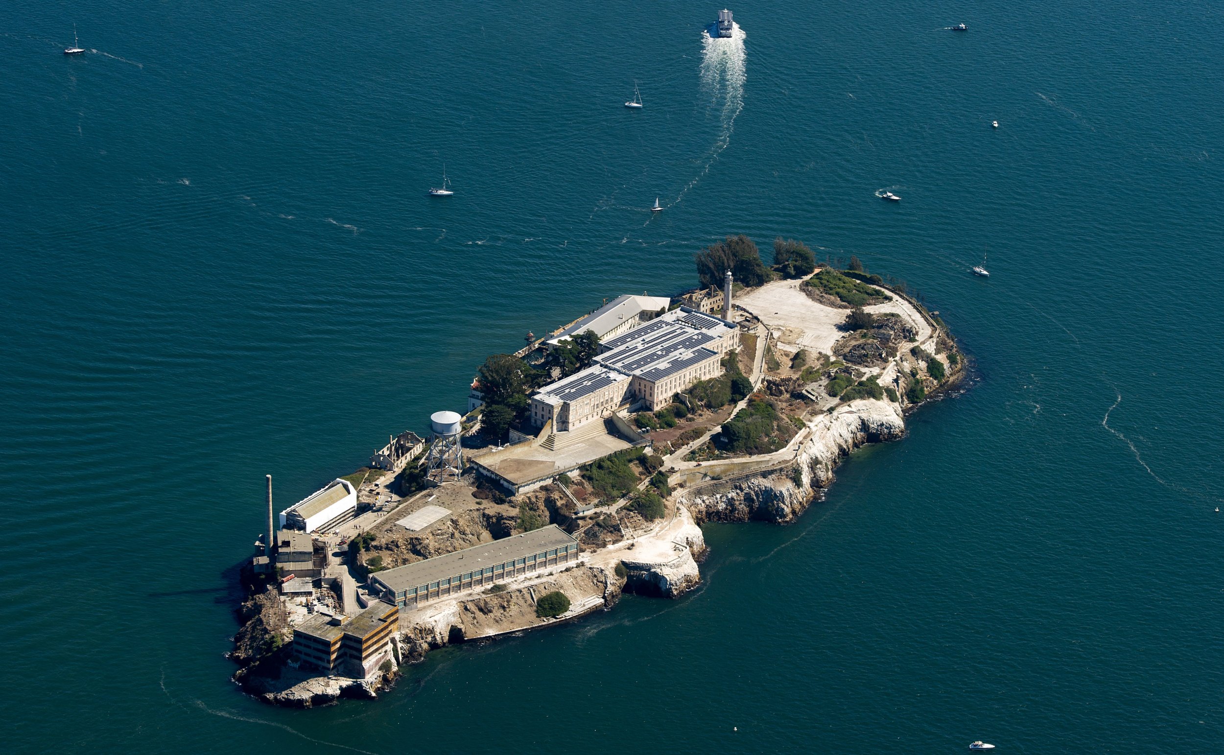 Letter claims inmates survived infamous Alcatraz escape