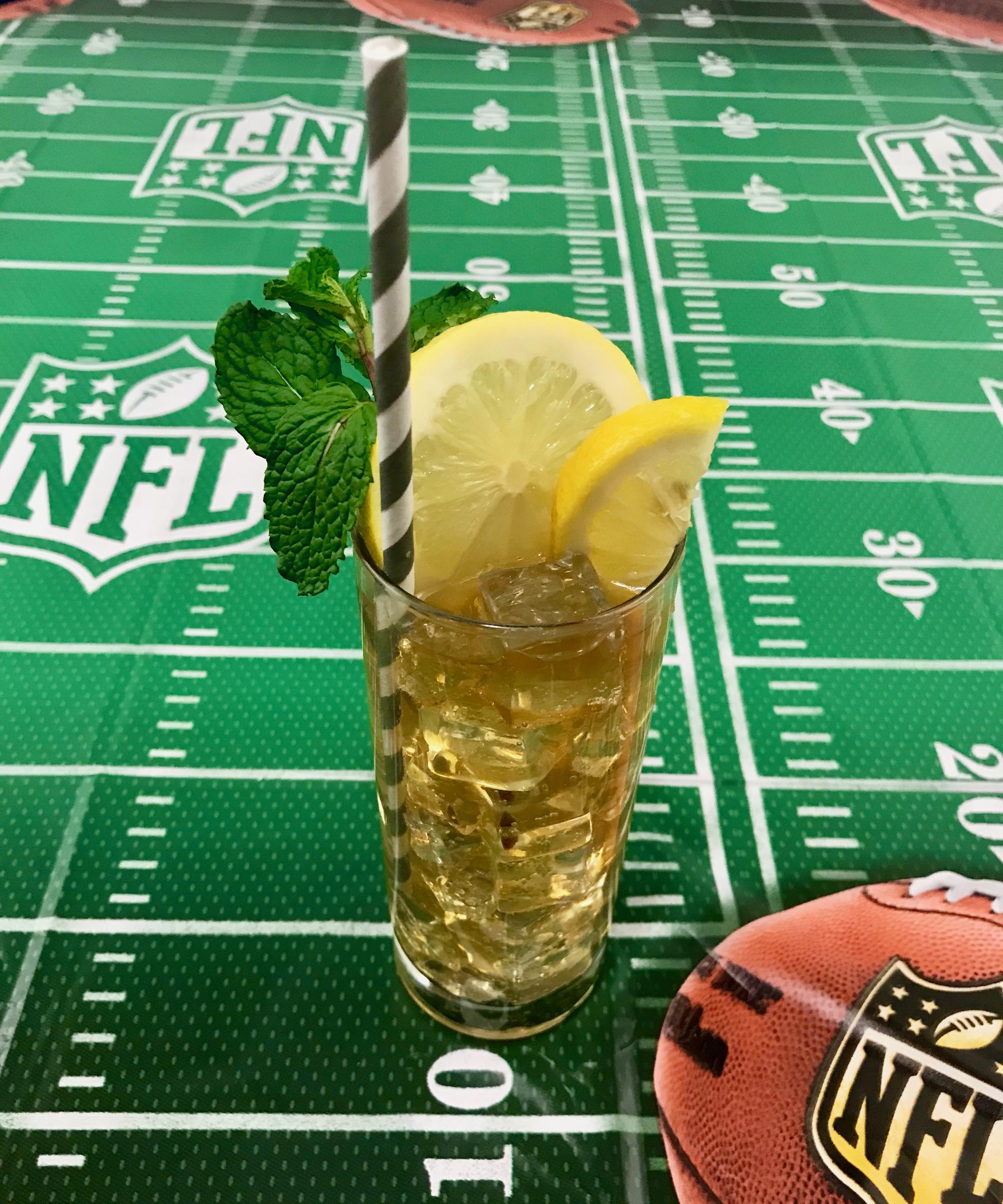 11 Super Bowl Cocktails For Watching Philadelphia Eagles & New England