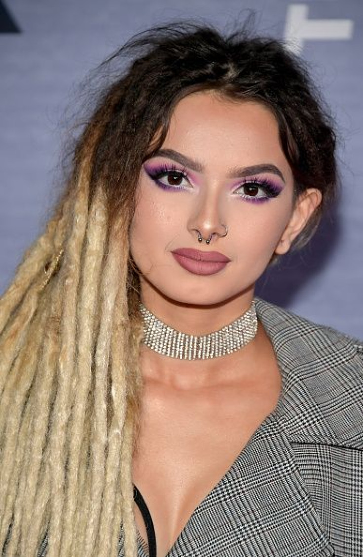 Zhavia