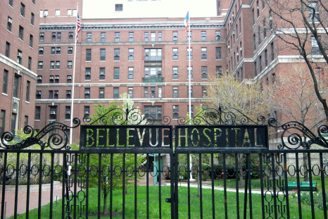 Bellevue_Hospital_front_gate_jeh