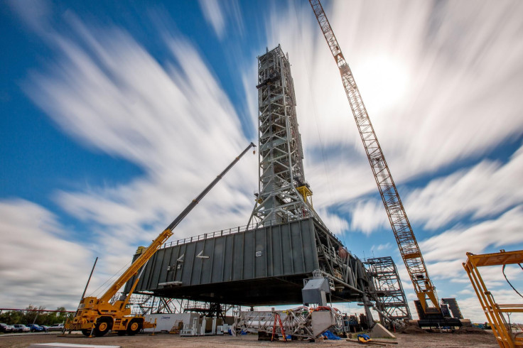 nasa mobile launcher