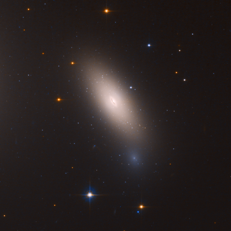 Nasa Hubble relic galaxy 1