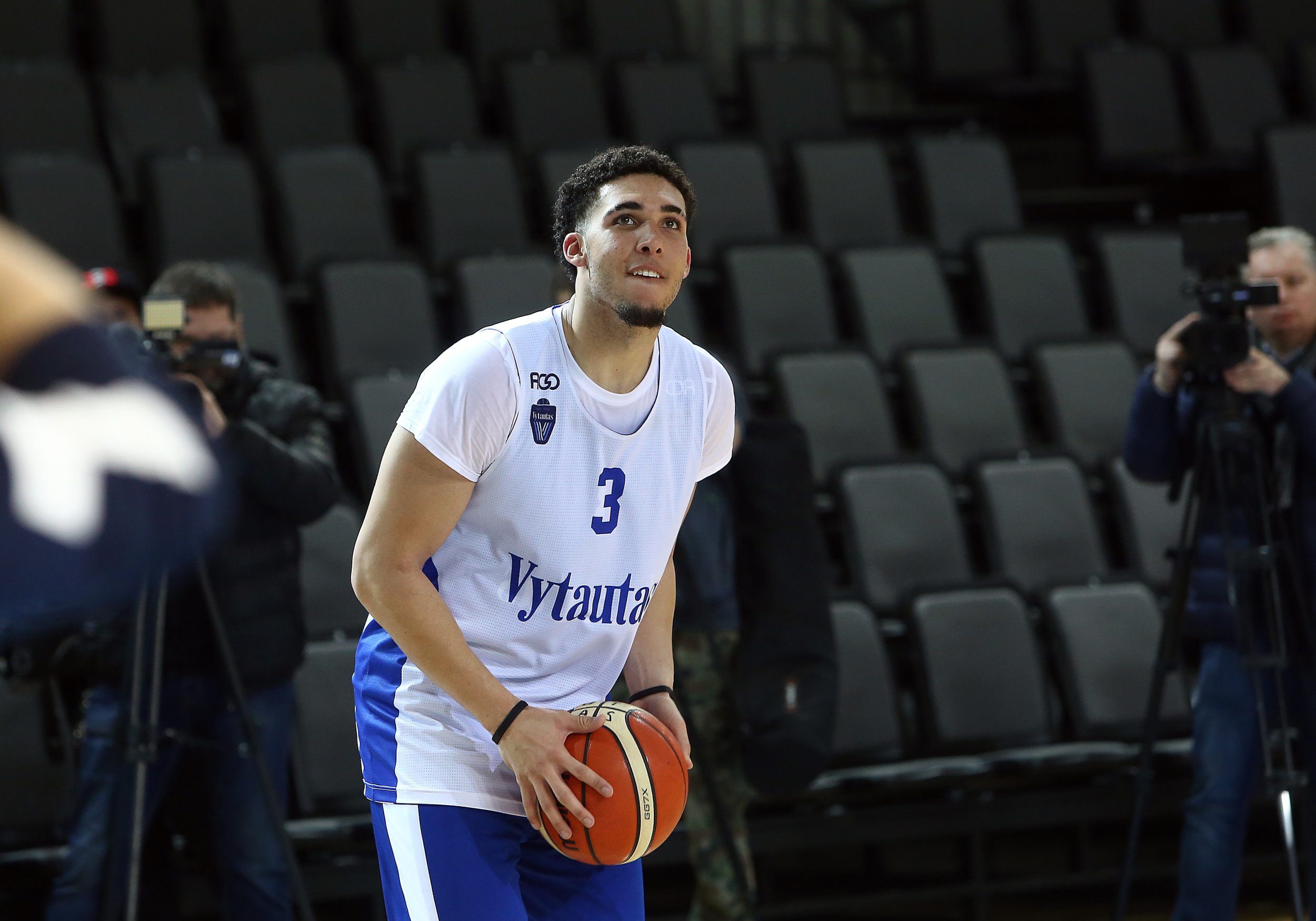 LiAngelo Ball NBA Salary: How Much Are The Pistons Paying Him? | IBTimes