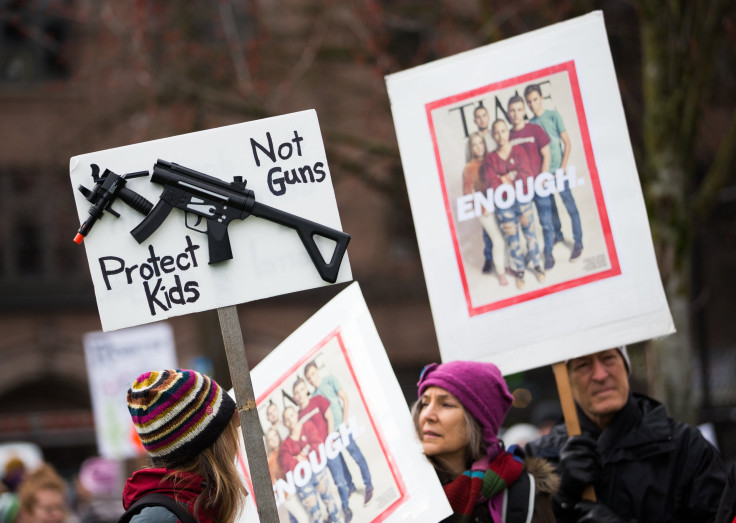 Parkland students unhappy with clear backpack rule 