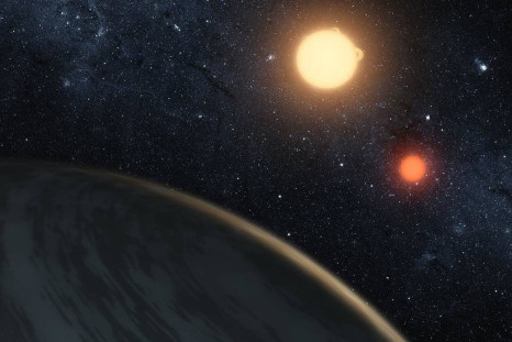 Kepler16_eclipsingbinary_smaller