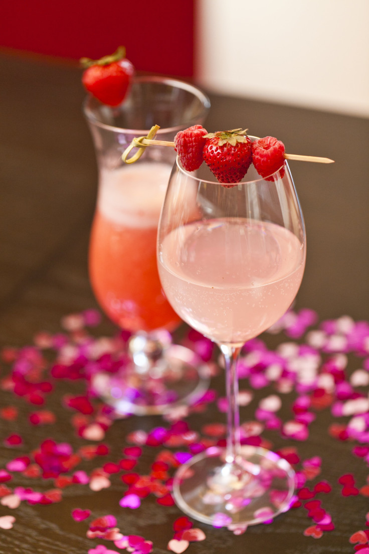 Pomegranate Berry Fizz