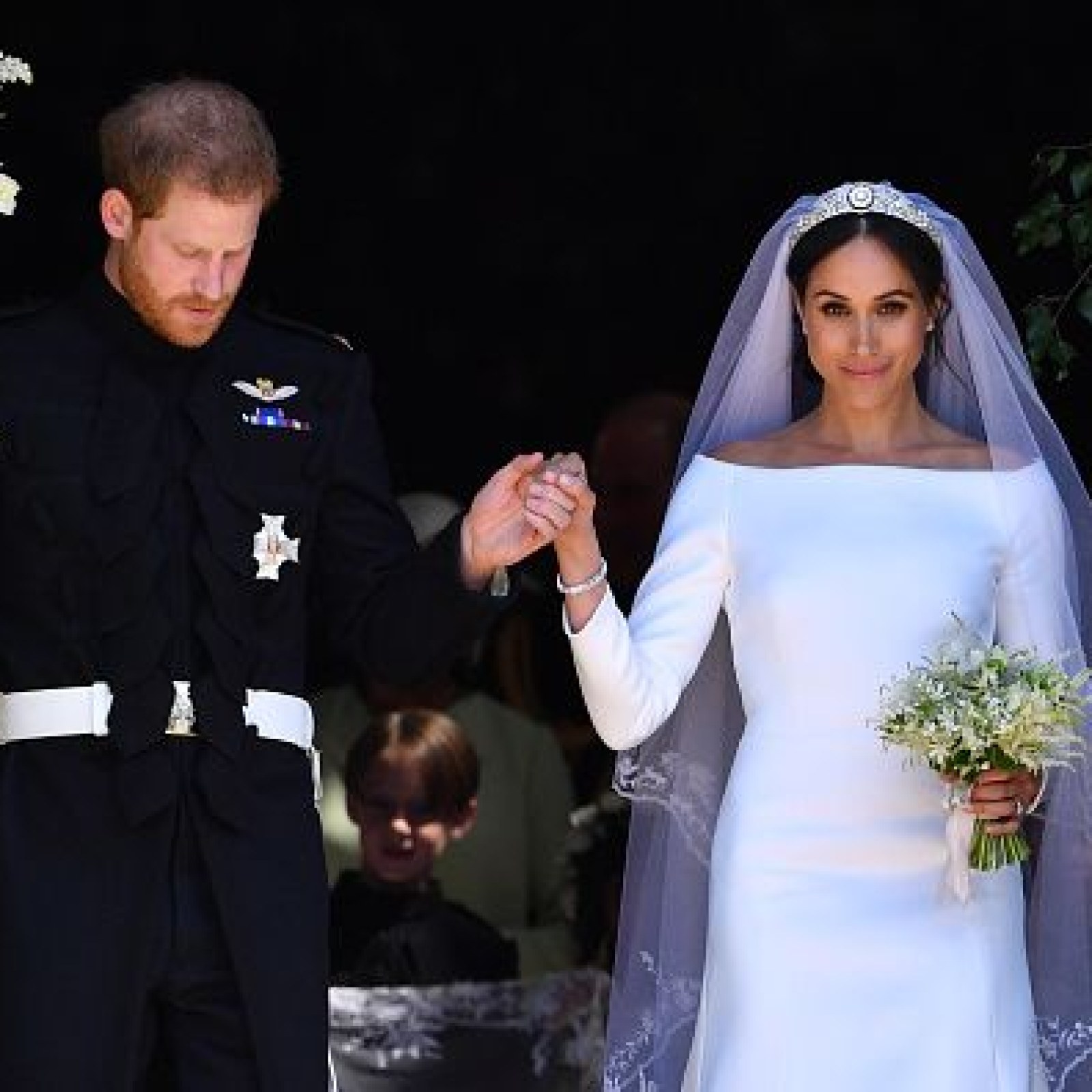 meghan markle wedding dress ill fitting Meghan Markle's Wedding Dress Nods to Hollywood and American Royalty