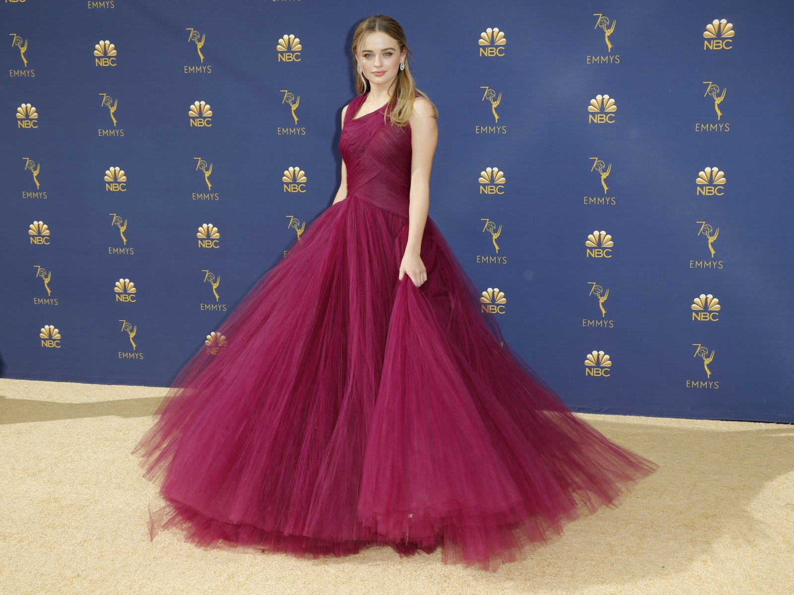 joey king pink dress Joey King Wore a Sheer, Hot Pink Dress That Makes Me Want to Bring Back Barbiecore