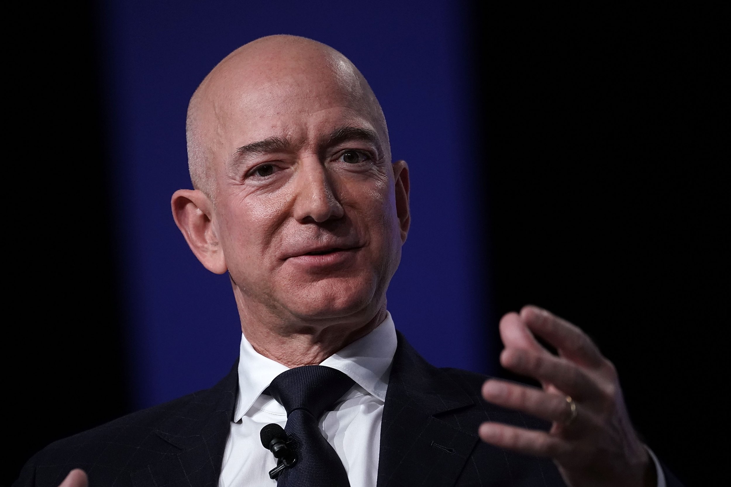 How Do Billionaires Spend Their Money? Bezos, Musk, Gates, Zuckerberg ...