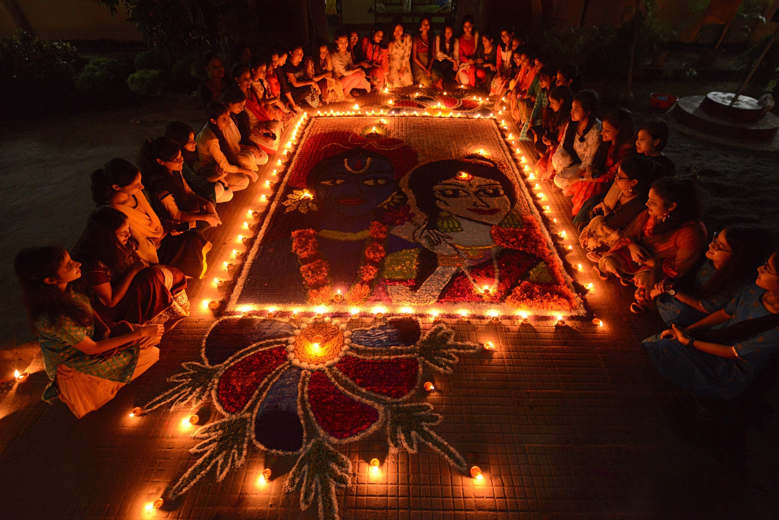 Diwali 2018 Photos Hindu Festival Of Lights Celebrated In India The