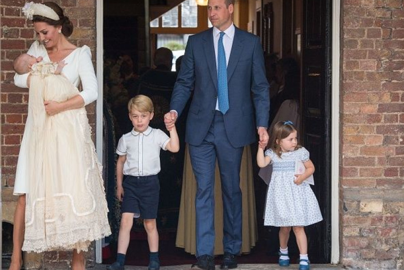 Kate Middleton, Prince Louis, Prince George, Prince William and Princess Charlotte