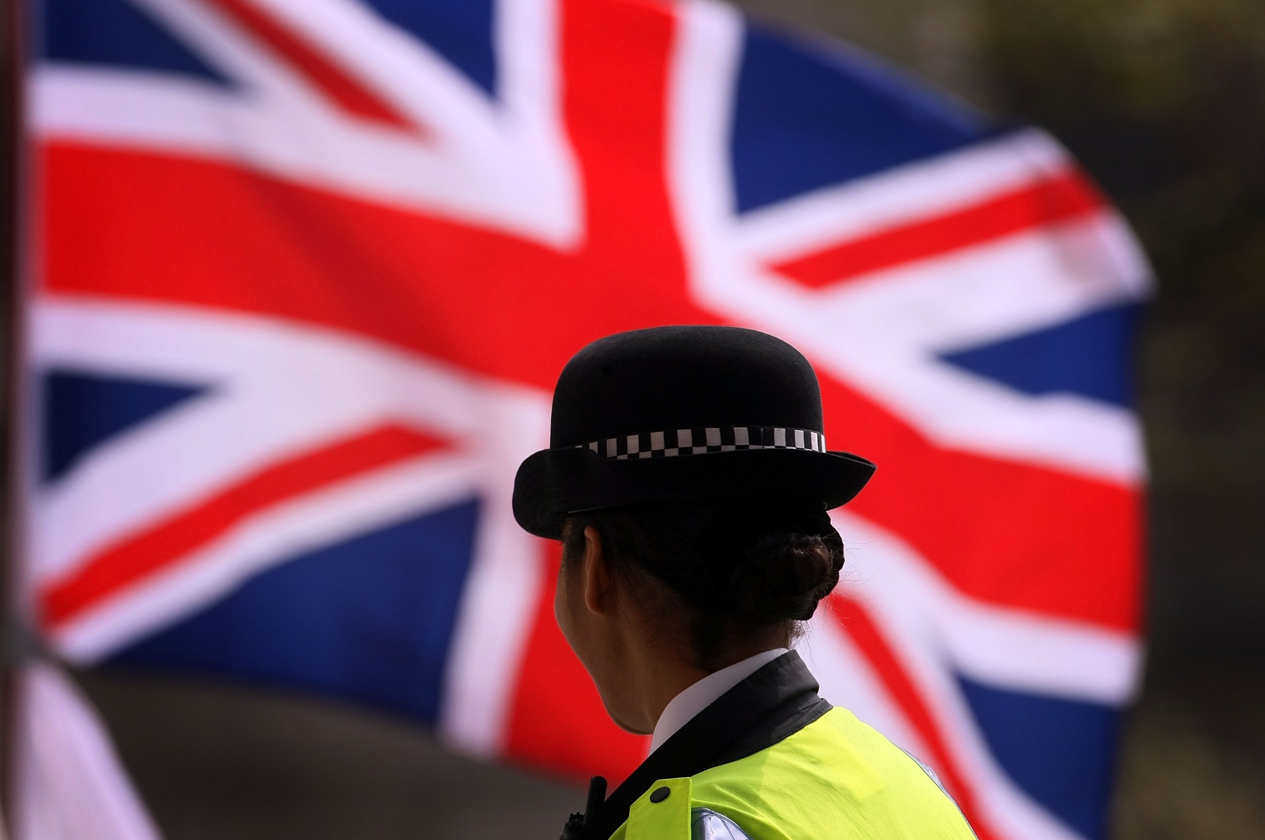 Изоляция англии. Полиция Великобритании. Полицейский в Англии. Полиция Англии и Уэльса. Британская полиция Великобритании.