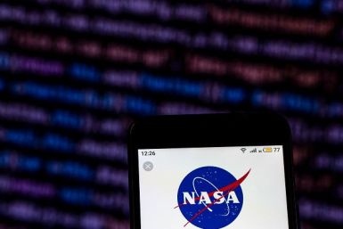 Trump Pressures NASA To Send People To Mars 