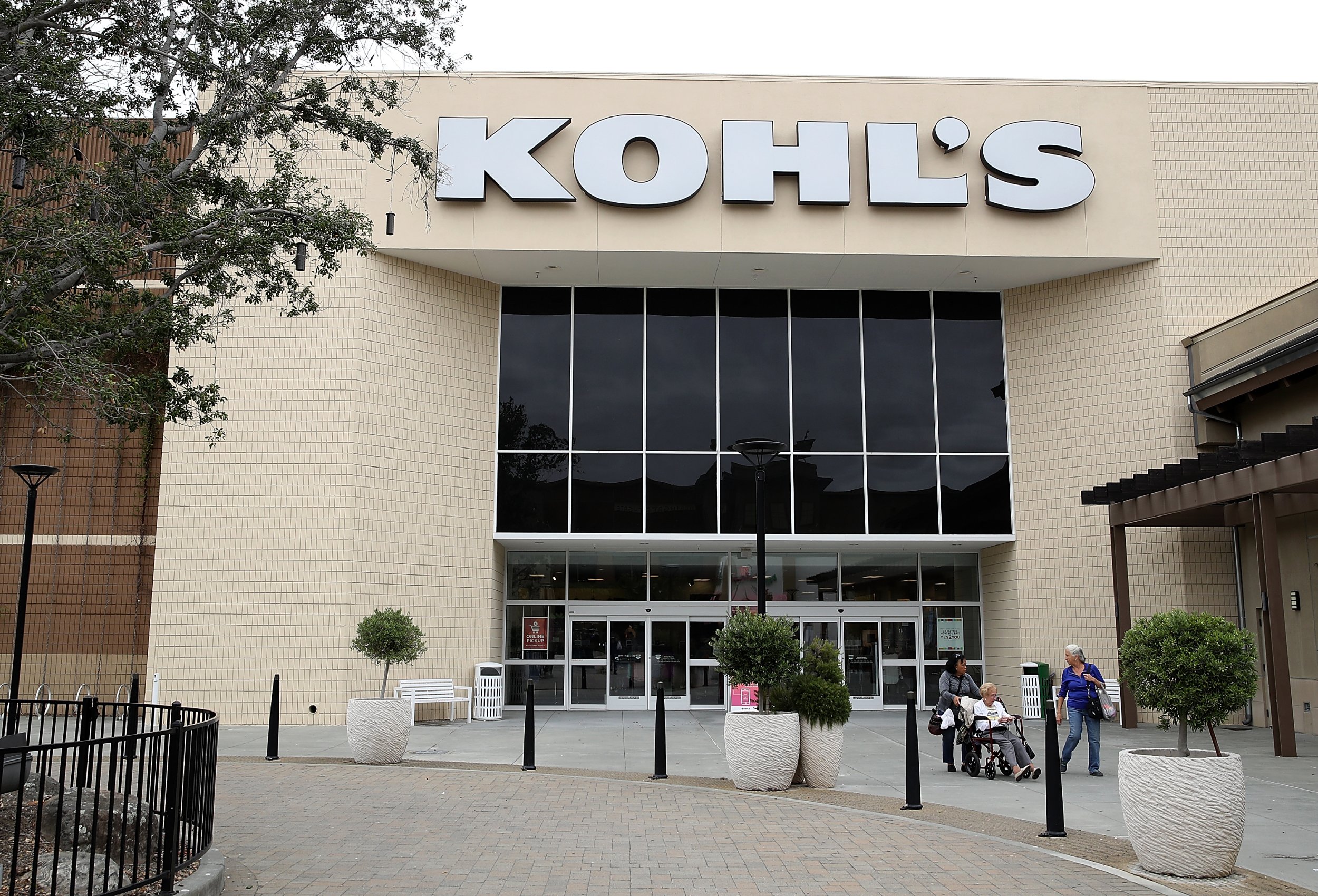 Kohl's - East Vallejo - 1190 Admiral Callaghan Ln