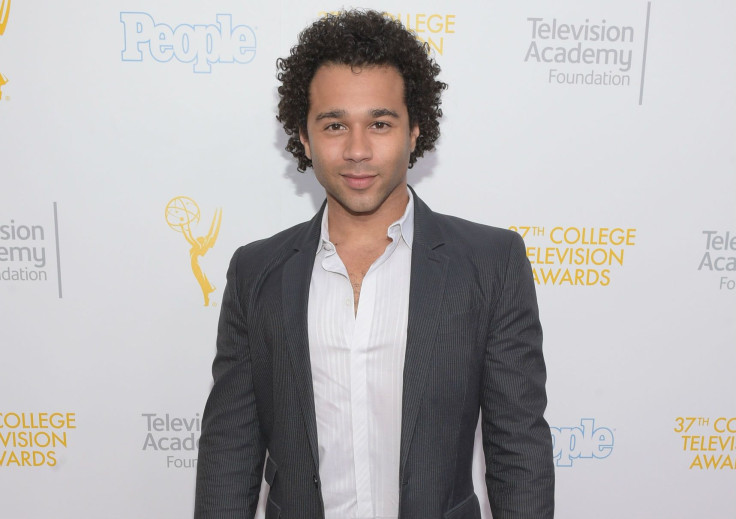 Corbin Bleu catch kid