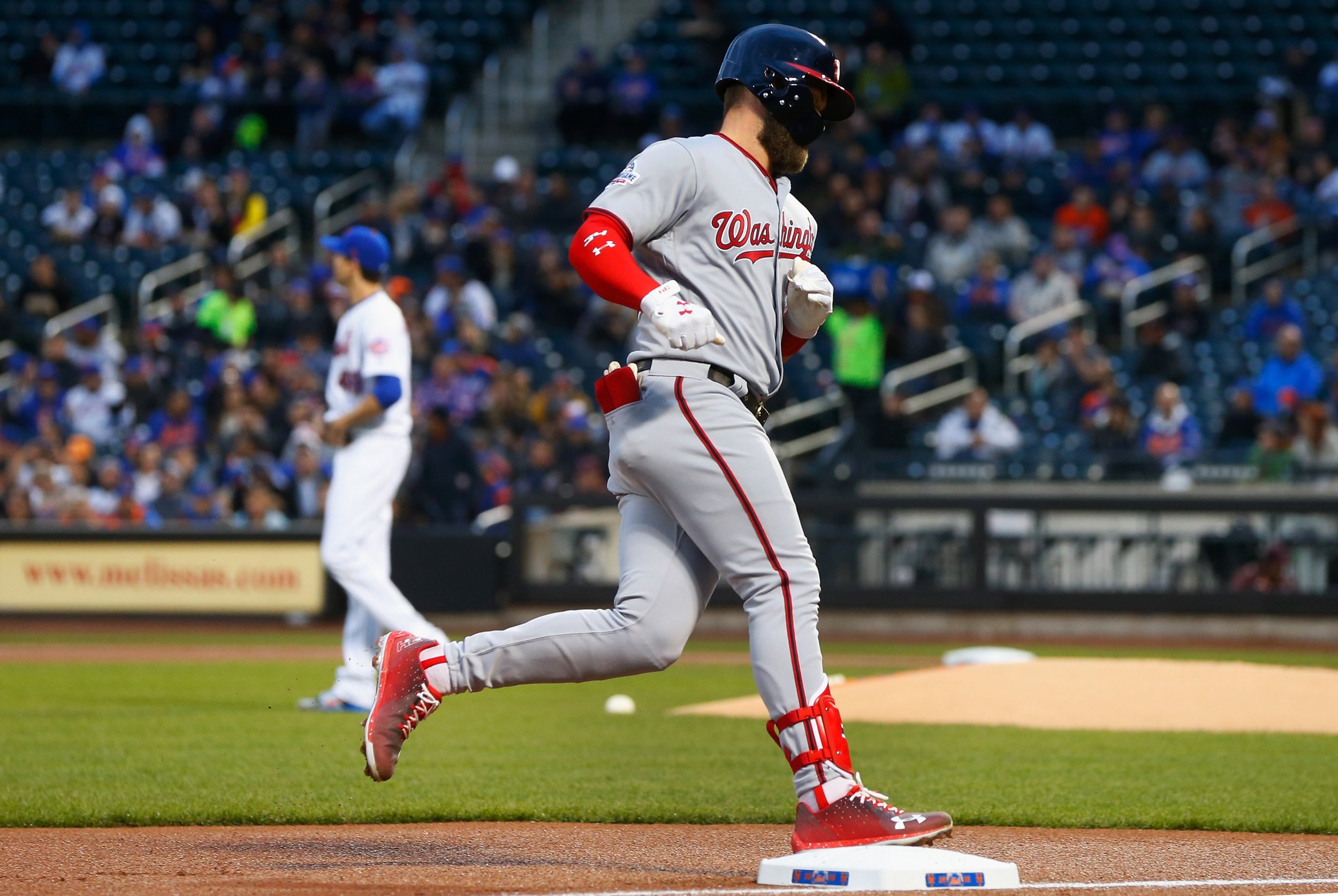 Familiar MLB Team Reportedly Joins Pursuit For Four Time All Star Pitcher