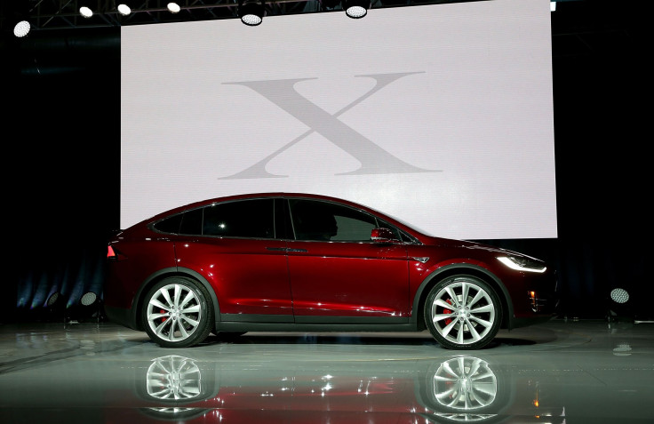 Tesla Model X Showcase
