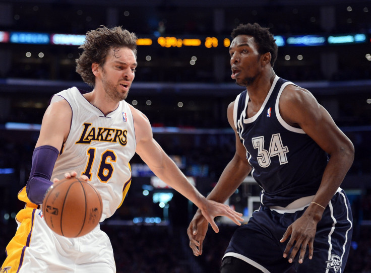 Pau Gasol and Hasheem Thabeet 