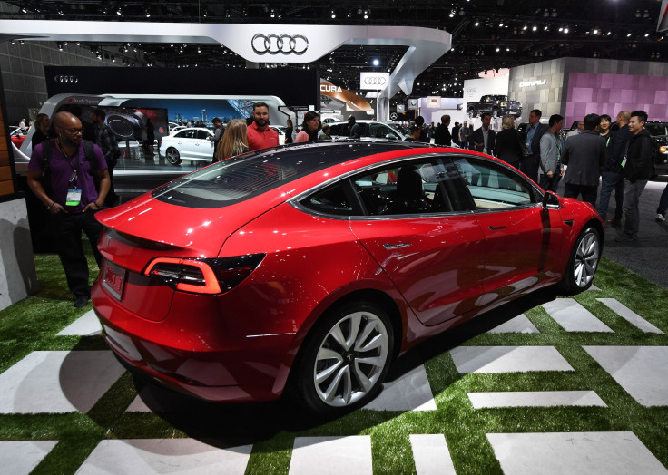 GettyImages-Tesla Model 3