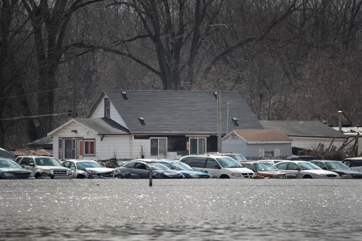 Historic Midwest flooding, Illinois