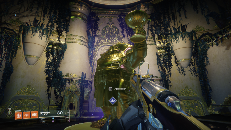 Calus Statue