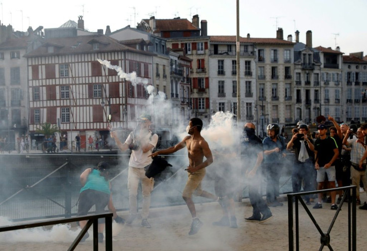 An anti-G7 protest turned violent in Bayonne, near Biarritz