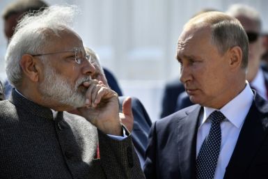 India's Prime Minister Narendra Modi (L) says he enjoys a "special" relationship with Russian President Vladimir Putin