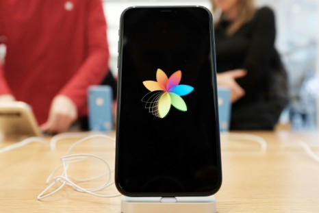 Analysts say Apple is facing an important upgrade cycle for the iPhone, and that the company is facing headwinds in China due to trade frictions