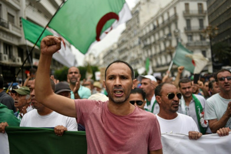 Algeria's army has ordered police to bar protesters from the capital
