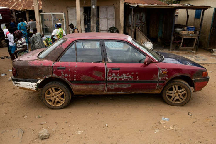 Cross-border: A car used for transporting goods from Benin to Nigeria