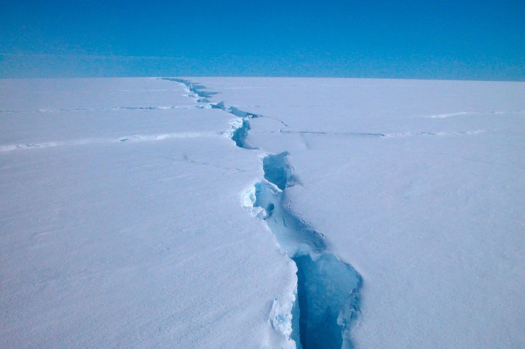 An Australian Antarctic Division image shows a âloose toothâ on the Amery Ice Shelf in eastern Antarctica